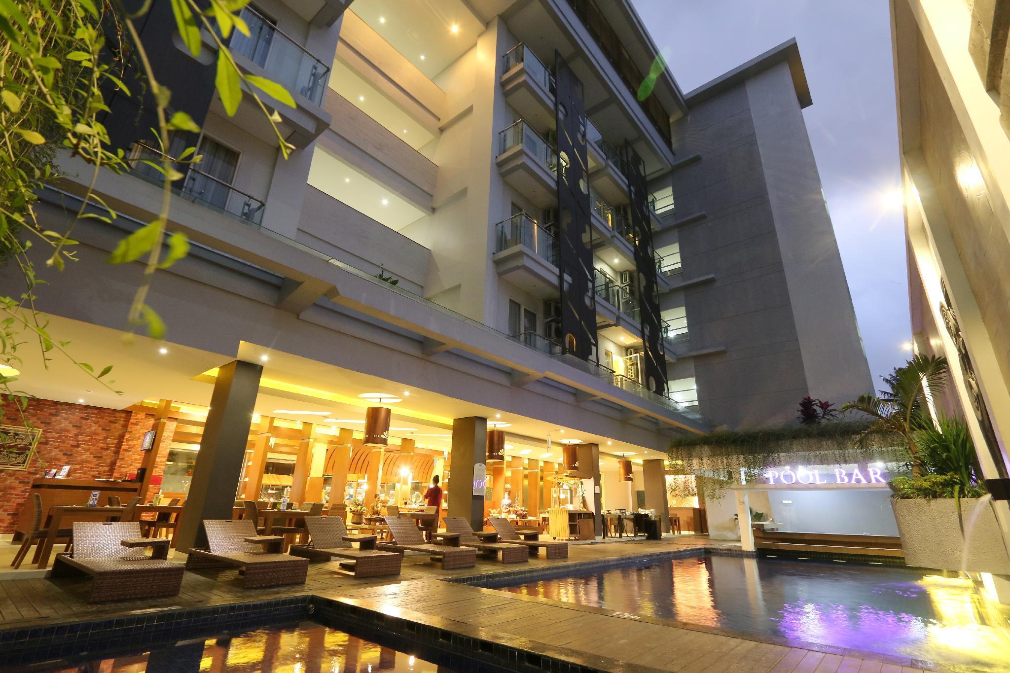 Crystal Lotus Hotel Yogyakarta Melati Exterior foto