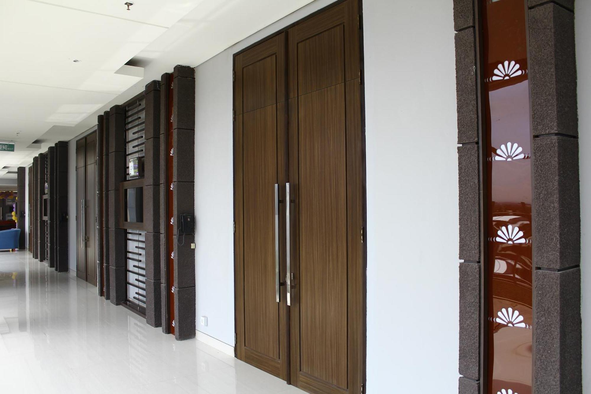 Crystal Lotus Hotel Yogyakarta Melati Exterior foto